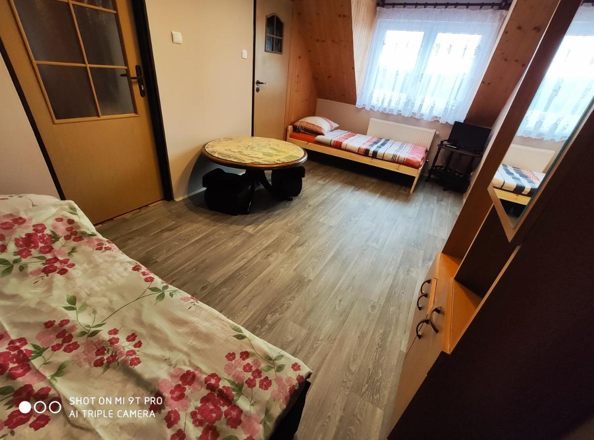 Agroturystyka Pod Kolami Мычковце Экстерьер фото